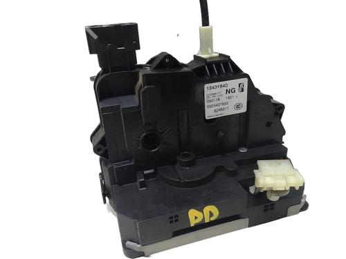 cerradura-puerta-delantera-derecha-opel-corsa-e-x15-2014-34507018 main image