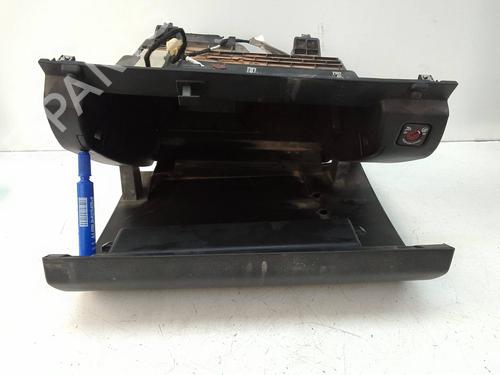 Used Glove box Glove box CITROËN C5 AIRCROSS (A_) 2.0 BlueHDi 180 (AJEHZR) (177 hp) 18970653 18970653