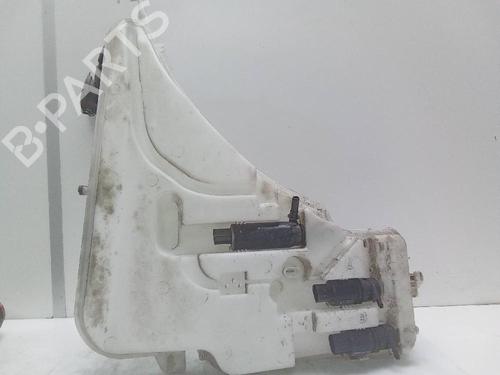 Used Windscreen washer tank BMW 3 Touring (F31) 320 d xDrive (184 hp) 18572734