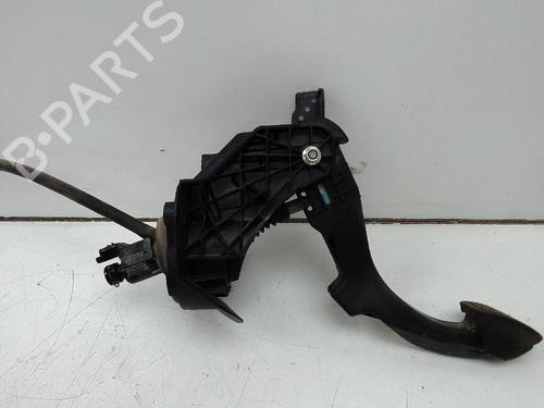 Pédale d'embrayage OPEL COMBO E Tour / Life (K9) 1.5 (76 hp) 26055447