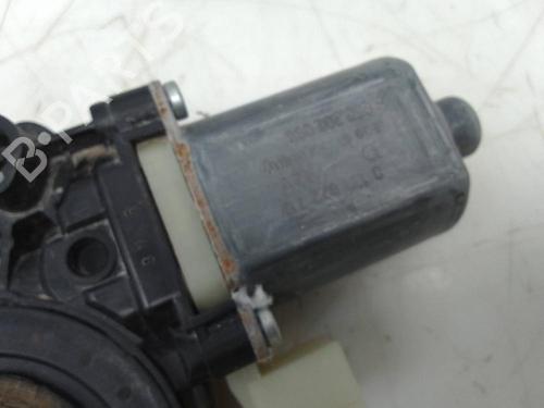 Used Right front window motor VW GOLF SPORTSVAN VII (AM1, AN1) 1.2 TSI (110 hp) 21380152