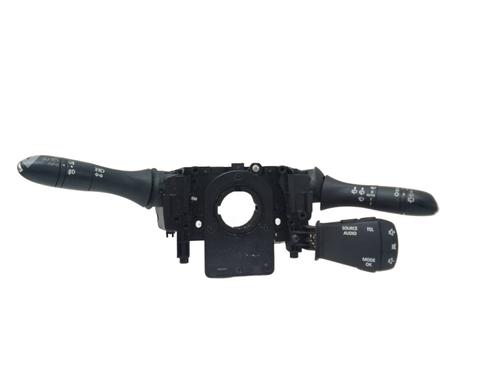 Used Switch Switch RENAULT MEGANE IV Hatchback (B9A/M/N_) 1.2 TCe 130 (B9MR) (130 hp) 18737225 18737225