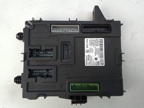 Used Fuse box Fuse box RENAULT MEGANE IV Hatchback (B9A/M/N_) 1.2 TCe 100 (B9MS) (100 hp) 18957213 18957213