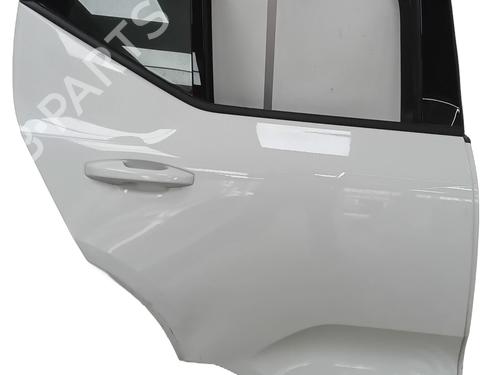 Dør højre bagtil Dør højre bagtil VOLVO XC40 (536) T2 (129 hp) 36033272 36033272