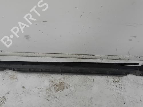 Estribo/Talonera AUDI A4 B7 (8EC) 2.0 TDI (140 hp) 31849602