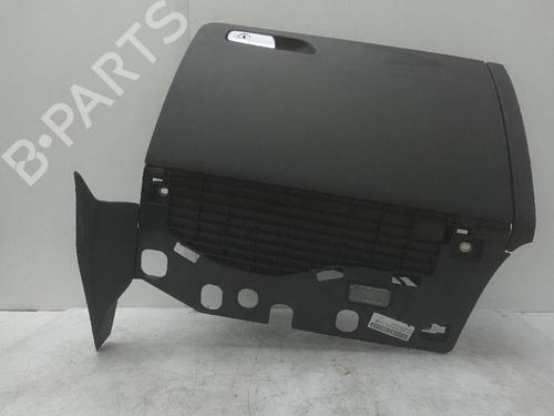 Used Glove box AUDI Q5 (8RB) 2.0 TFSI quattro (211 hp) 19082521
