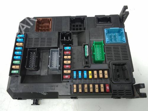 Fuse box PEUGEOT 208 I (CA_, CC_) 1.2 VTI 82 | BP21678102E1 