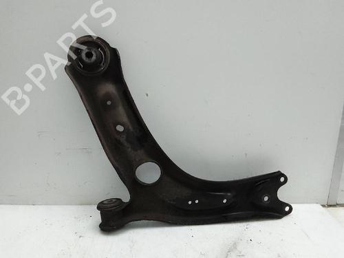 Used Right front suspension arm SKODA SUPERB III (3V3) 2.0 TDI (150 hp) 18574848