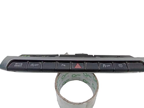 BP28148231I30 main image