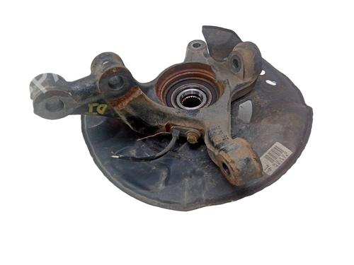 Used Left front steering knuckle TOYOTA YARIS (_P13_) 1.4 D (NLP130_, NLP130) (90 hp) 18573462