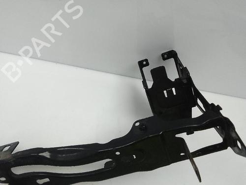 Used Right headlight support BMW 1 (F20) 116 i (136 hp) 20504797
