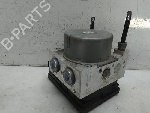 Used ABS pump FORD MONDEO V Hatchback (CE) 2.0 TDCi (180 hp) 28690565