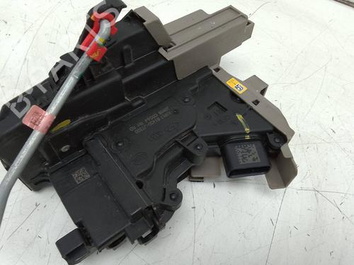 rear-right-lock-kia-xceed-cd-10-t-gdi-81420j7300-2019-18915373 main image