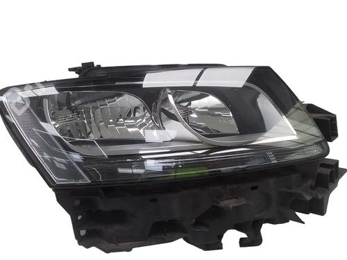 Used Right headlight AUDI Q5 (8RB) 2.0 TDI quattro (170 hp) 31038172