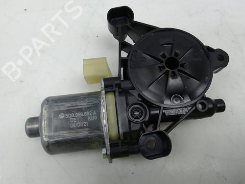 Rudehejsemotor bagstkærm højre VW GOLF VIII (CD1, DA1) 2.0 GTI Clubsport (300 hp) 28150106