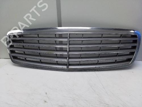 Grille MERCEDES-BENZ E-CLASS (W211)  | BP26052598C40 