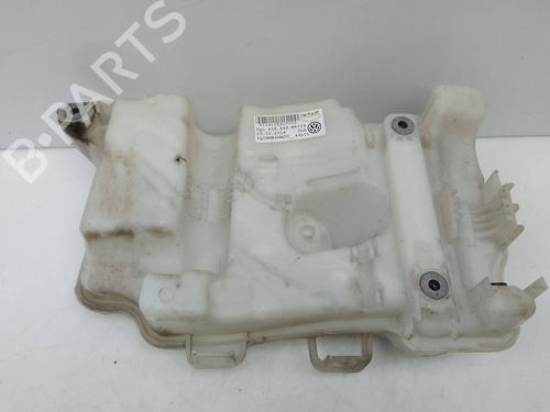 Used Windscreen washer tank Windscreen washer tank 22396841 22396841