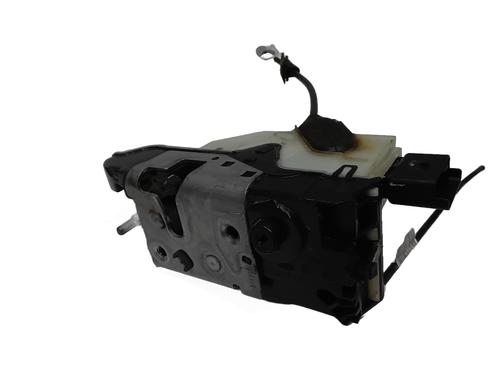 Front left lock PEUGEOT 2008 I (CU_) 1.2 VTi | BP30531289C98