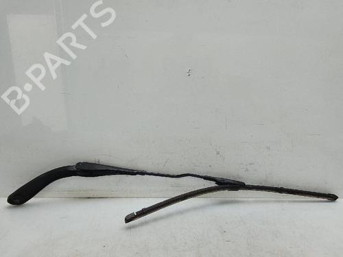 Used Front windshield wiper arm BMW 1 (F20) 120 d xDrive (184 hp) 25485406