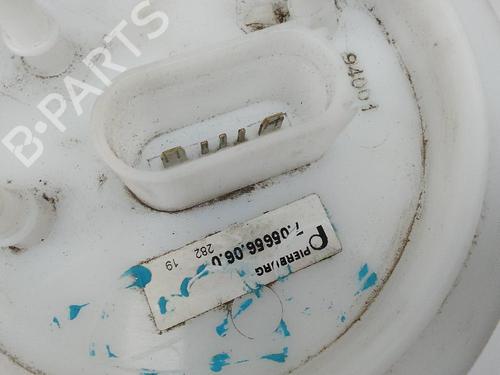 Used Fuel pump AUDI A3 (8P1) 1.8 TFSI (160 hp) 23032540
