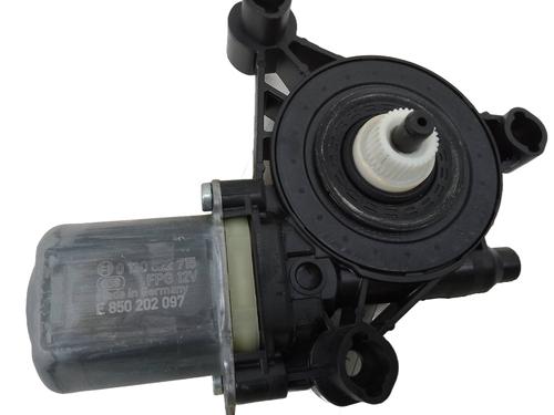 Right front window motor VW TOURAN (5T1) 1.5 TSI | BP26055090E20  - Image 5