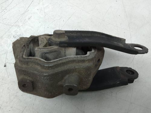 Used Engine mount Engine mount LAND ROVER FREELANDER 2 (L359) 2.2 TD4 4x4 (152 hp) 20156372 20156372