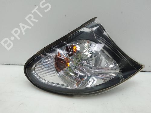 Right front indicator TOYOTA AURIS (_E18_) 1.8 Hybrid (ZWE186_, ZWE186R) | BP26050184C33 - Image 1