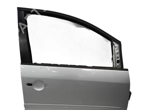 Used Right front door VW TOURAN (1T1, 1T2) 1.9 TDI (105 hp) 32043152