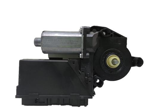 Used Right front window motor Right front window motor AUDI A4 B7 (8EC) 2.0 TDI (140 hp) 32699324 32699324