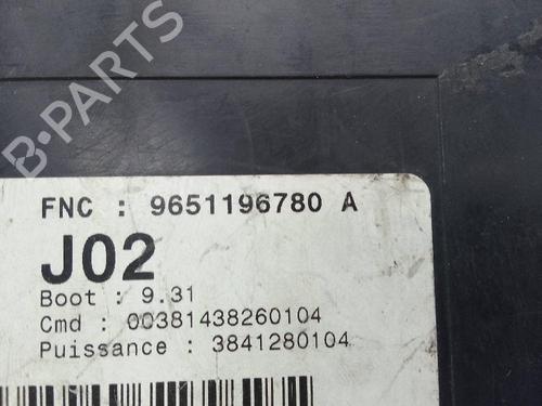 Fuse box PEUGEOT 307 SW (3H) 2.0 HDI 110 | BP22344224E1 