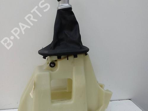 Used Gear lever Gear lever KIA SPORTAGE III (SL) 1.7 CRDi (116 hp) 18970863 18970863