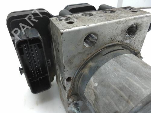 Used ABS pump NISSAN NV400 Van (X62, X62B) dCi 135 (136 hp) 18578840