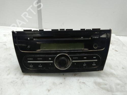 Used Radio Radio MITSUBISHI MIRAGE / SPACE STAR VI Hatchback (A0_A) 1.2 (71 hp) 18585111 18585111