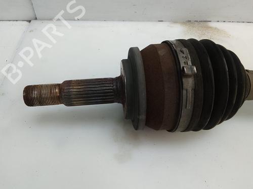 Right front driveshaft TOYOTA AURIS Estate (_E18_) 1.6 (ZRE185_) | BP29420660M39 