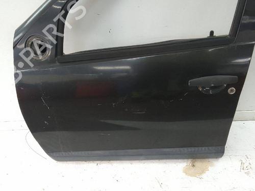 Used Left front door DACIA SANDERO 1.5 dCi (88 hp) 26050208