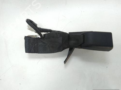 Used Seat buckle TOYOTA AURIS Estate (_E18_) 2.0 D-4D (ADE186_) (124 hp) 18586331