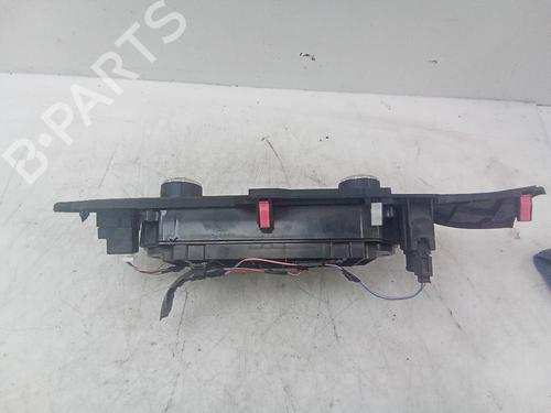 Used Switch TOYOTA YARIS (_P13_) 1.5 (NSP131_) (112 hp) 18596119