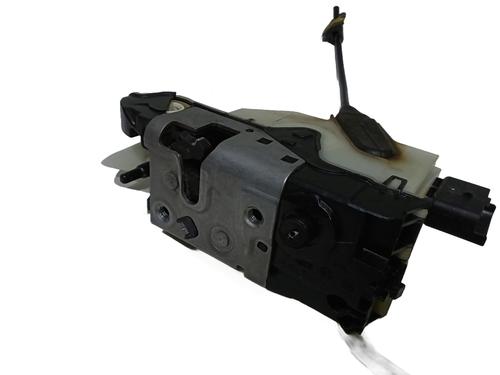 Front left lock PEUGEOT 2008 I (CU_) 1.2 PureTech 82 | BP30527256C98 