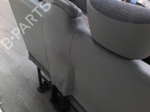Ensemble sièges RENAULT TRAFIC II Bus (JL) 2.0 dCi 115 (114 hp) 26157542