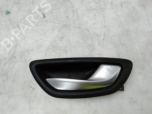 Used Rear right interior door handle Rear right interior door handle RENAULT MEGANE IV Hatchback (B9A/M/N_) 1.2 TCe 100 (B9MS) (100 hp) 18957227 18957227