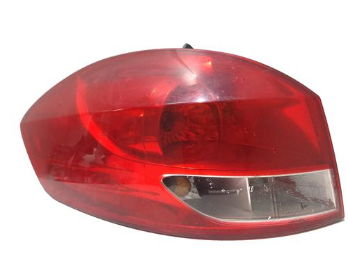left-taillight-renault-clio-iii-br01-cr01-2005-2006-2007-2008-2009-2010-2011-2012-2013-2014-32437646 main image