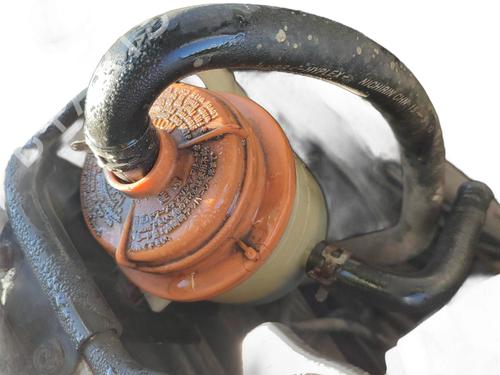 Used Power steering reservoir SUZUKI GRAND VITARA II (JT, TE, TD) 1.9 DDiS All-wheel Drive (JT419, TD44, JB419WD, JB419XD,... (129 hp) 18593300