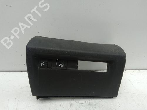 Used Switch Switch CITROËN C4 III (BA_, BB_, BC_) 1.2 PureTech 100 (BAHNEA, BAHNKA) (101 hp) 20503639 20503639