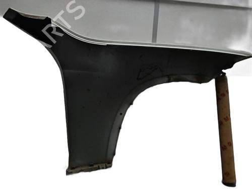 Parafango anteriore sinistro BMW X1 (E84) sDrive 16 d (116 hp) 31658985