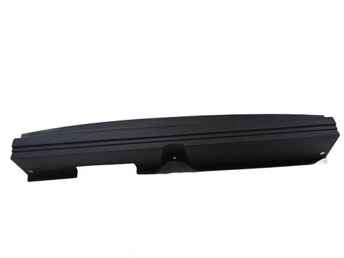 Used Tailgate trim Tailgate trim PEUGEOT 3008 II SUV (MC_, MR_, MJ_, M4_) Hybrid 180 (M4DGLU) (179 hp) 39199545 39199545