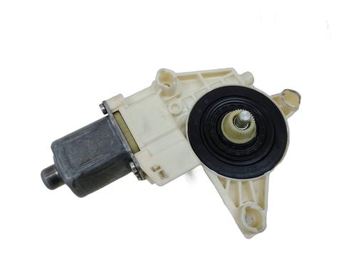 Used Right front window motor Right front window motor MERCEDES-BENZ E-CLASS (W212) E 350 CDI (212.023) (265 hp) 18586626 18586626