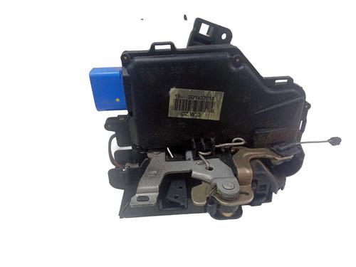 Used Front left lock Front left lock 26054455 26054455