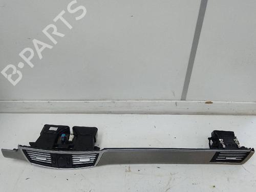 Used Air vent MERCEDES-BENZ E-CLASS (W212) E 200 CDI / BlueTEC (212.005, 212.006) (136 hp) 24655011