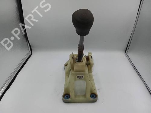 Used Gear lever KIA SOUL I (AM) 1.6 CVVT (126 hp) 25435121