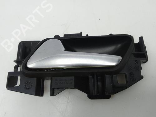 Used Front left interior door handle Front left interior door handle 20694196 20694196